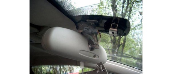В чем польза датчика дождя и света 
